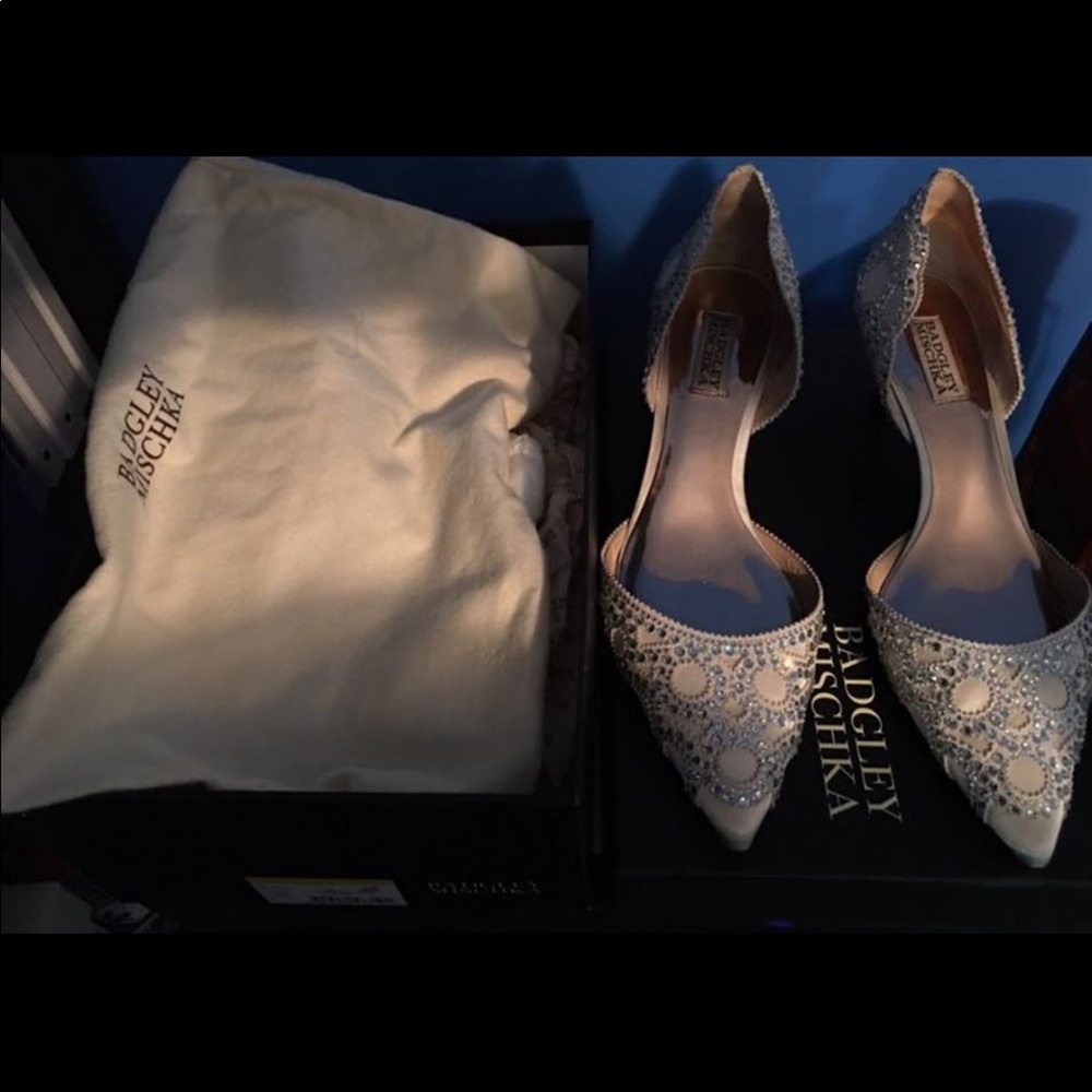 Women’s size 9 wedding shoes
